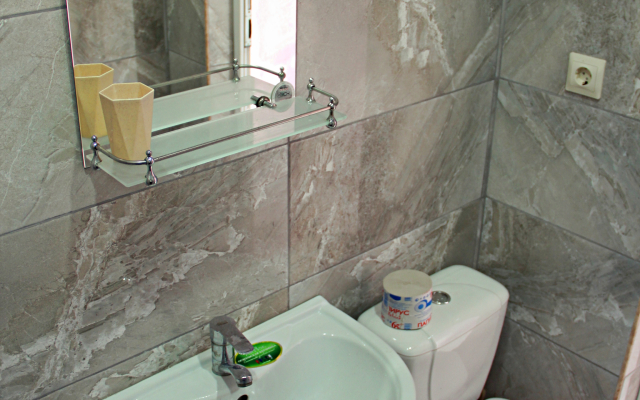 Rozovaya Laguna Guest House
