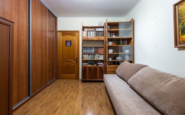 Апартаменты Domumetro на Введенского 24