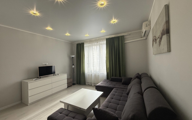 Odnokomnatnaya Ryadom S Tts Mega Flat