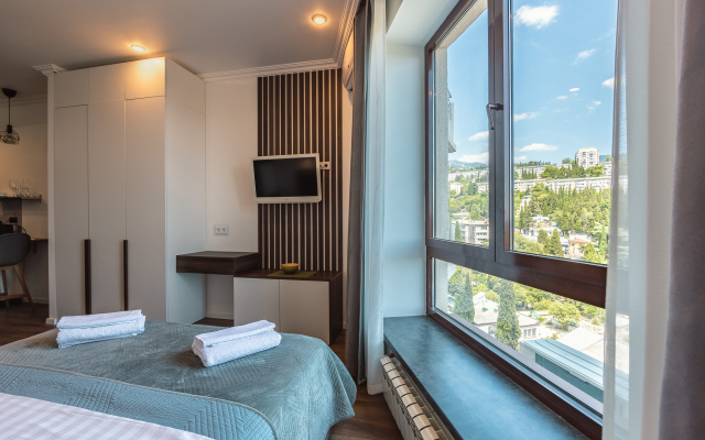 Solaris Apartments