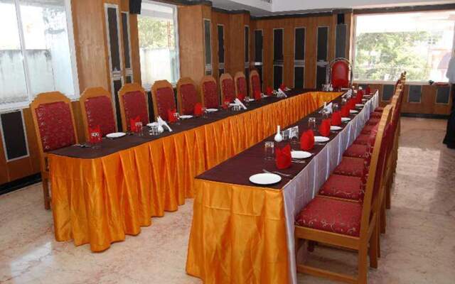 Raj Hotel