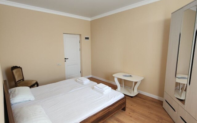 Liana Guesthouse