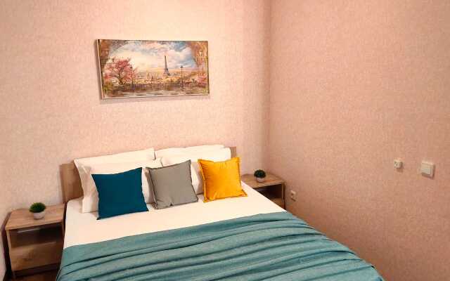 Studiya Vozle Mamaeva Kurgana Flat