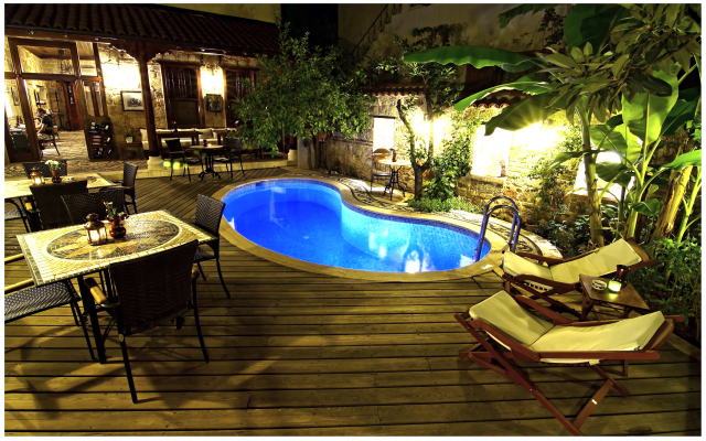 Minyon  Hotel