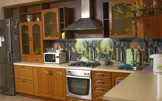 Гостевой дом на Сирина для 24 гостей