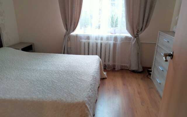 Апартаменты на Российской