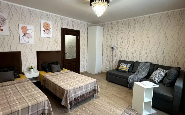 Na Novovatutinskoy Flat