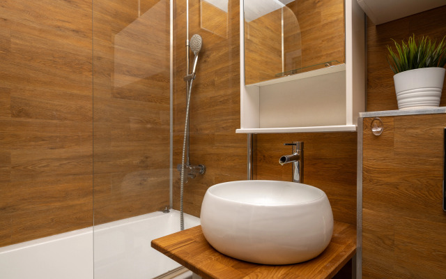 Квартира Тут Живут | Парк и Стадион | 1 комнатная | Сарабеева 3к1