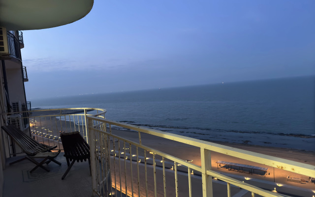 Квартира с красивым видом на море 2