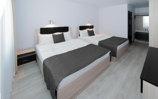 Hotel Maksim Belaya Bashnya