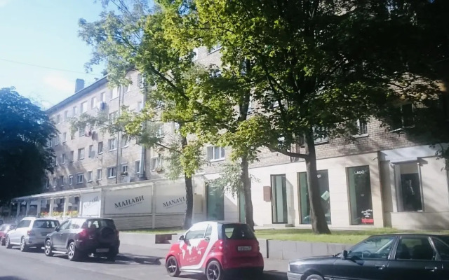 Na Ploschadi Pobedy Apartments