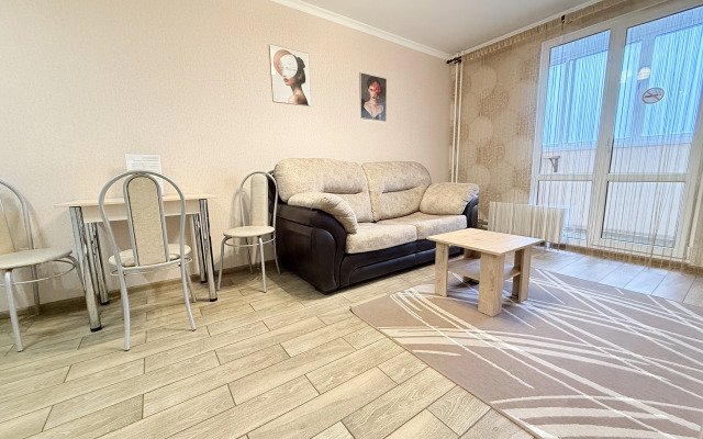 Квартира на Надежды Плевицкой 23