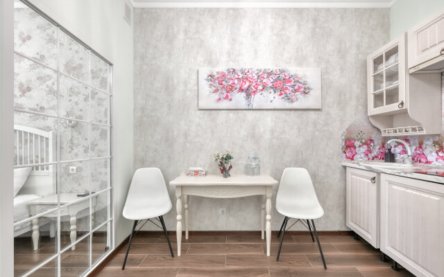 Krasivyi v stile "Provans" u morya v ZhK "Barselona Park" Apartment