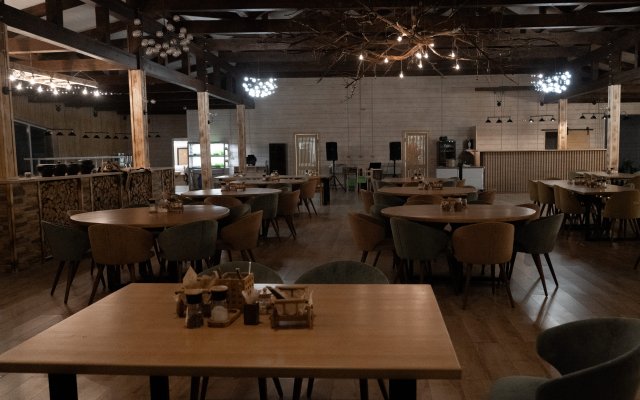 Отель Загородный клуб Любытино Хутор