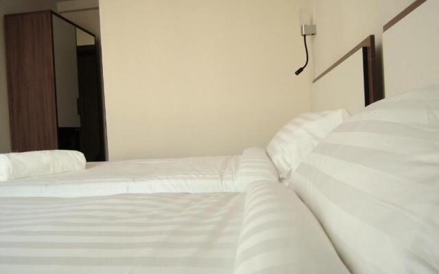 78 Kafe Hotel