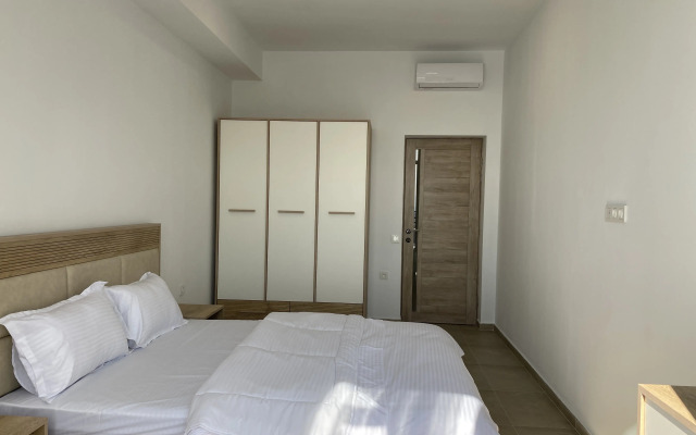 S Sovremennym Dizaynom Na Ulitse Kokhbatsi, Ko1617 Flat