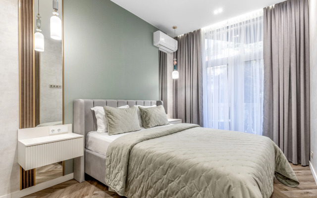 Московский квартал, Ялта