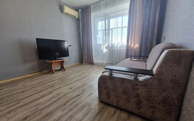 Na Tramvaynom  Flat