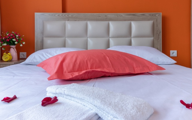 Stay Inn on Sayat-Nova Ave. 33-51 Apartments