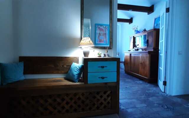 Provans Apartment