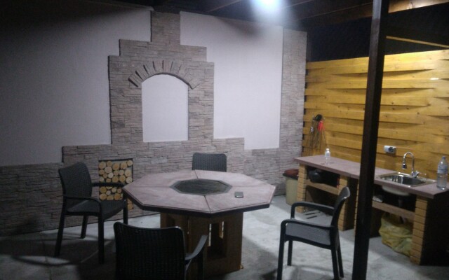 LotosDom-Psakho Guest House