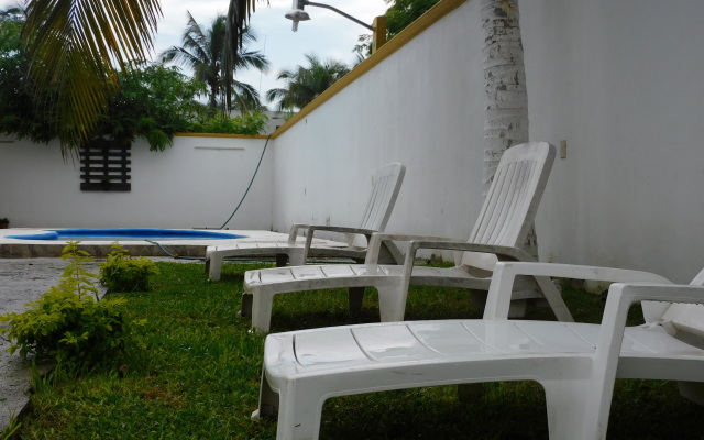 Отель Habitaciones América Rotamundos