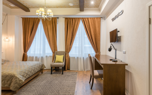 Welcome House Hotel