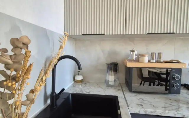 Loft Etazhi Apartment