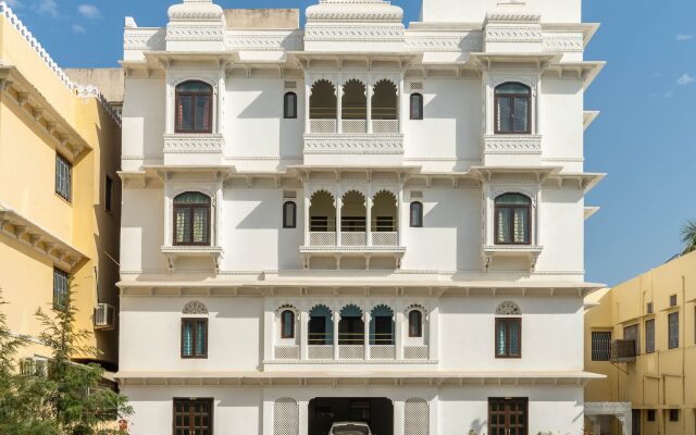 Отель Chandra Vilas Udaipur Heritage Stay