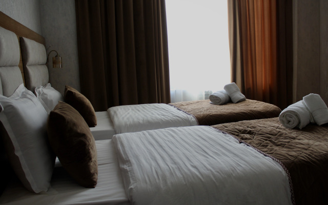 Grand Shosh Hotel