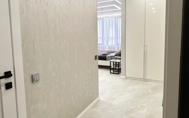 Studiya na naberezhnoy Flat