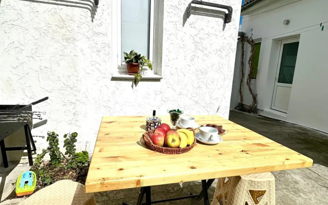 Апартаменты в частном секторе в сердце Евпатории