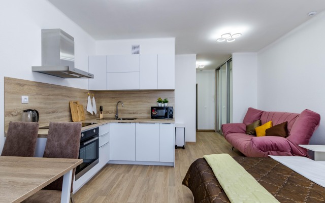 Апартаменты Как Дома рядом с парком Лесоводов России