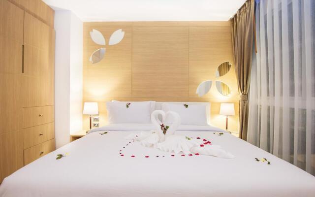 Clarion Hotel Patong Beach