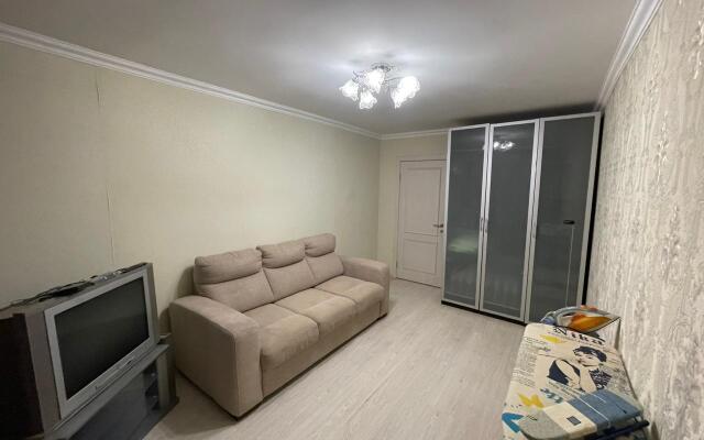 Na bulvare Yana Raynisa 26 k2 Flat