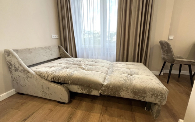 Stilnaya 3-Kh Mestnaya V Zhk Art Yalta Flat