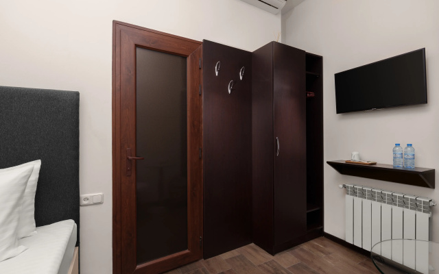 Отель Elysium Gallery