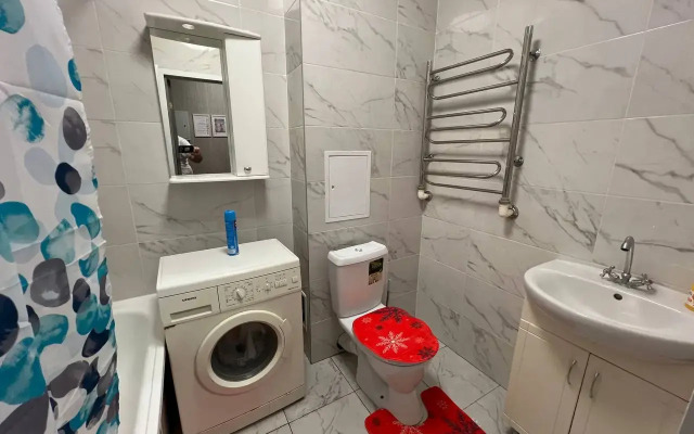 Ryadom s parkom Flat