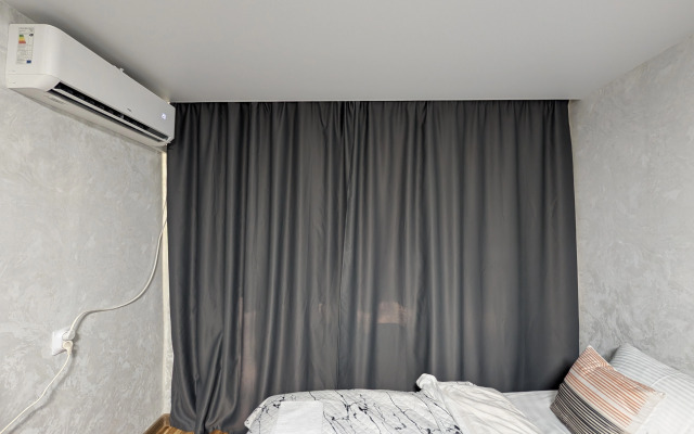 Svetlaya Ryadom s Tsentrom Goroda Flat