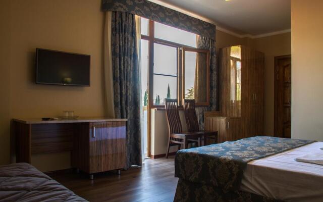 San Arda Hotel