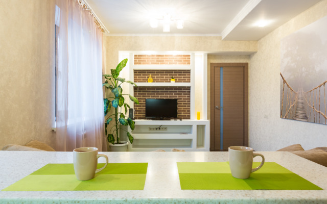 Luxury In Red Whale Apartments