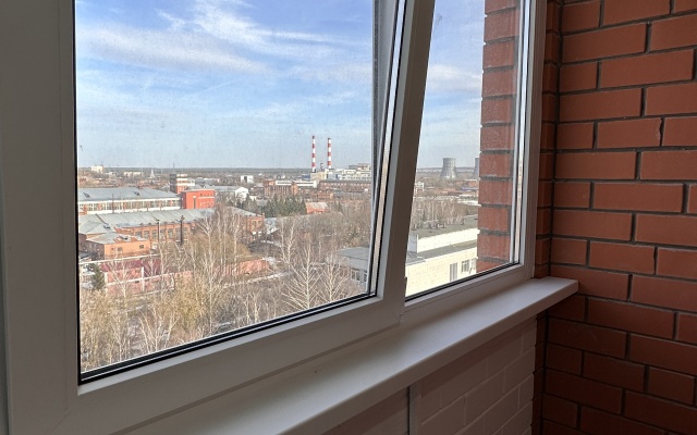 Svetlaya S Udobnoy Krovatyyu Flat