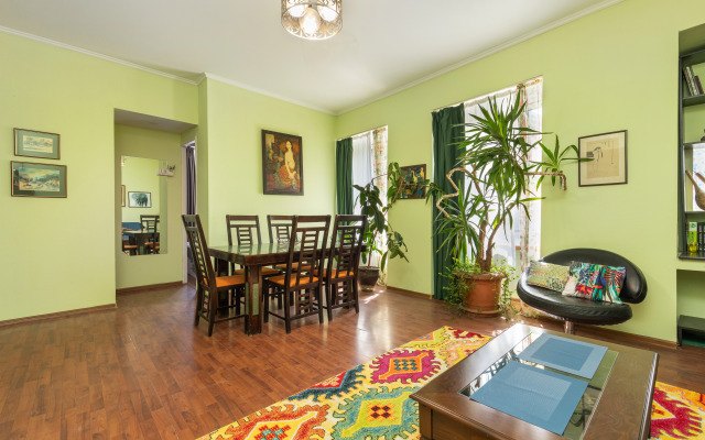 Апартаменты Charming home at Old-town Puri Square