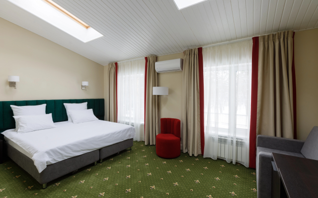 Парк-Отель Икорец