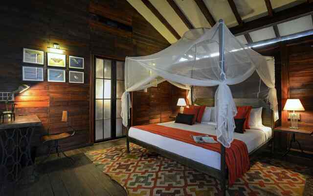 Pugdundee Safaris- Pench tree Lodging house