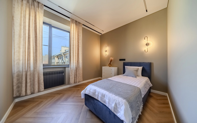 Квартира Дизайнерская Трехкомнатная Квартира