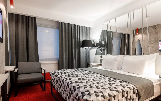 Vega Izmailovo Hotel
