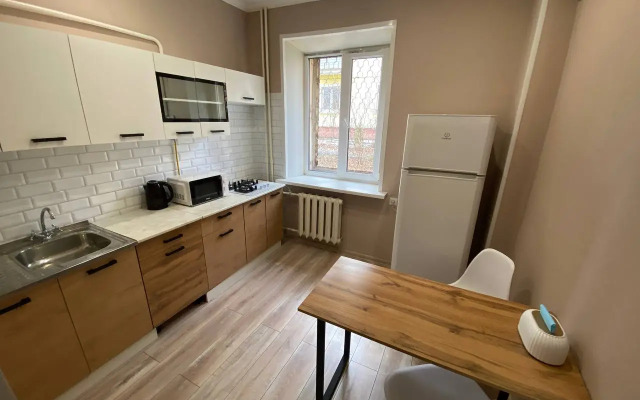 Shikarnaya Dvukhkomnatnaya V Tsentre 6 Spalnykh Flat