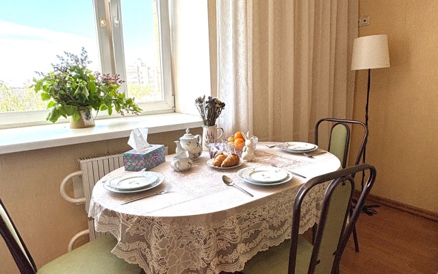 Prostornaya Na Gubkina with two double beds Flat