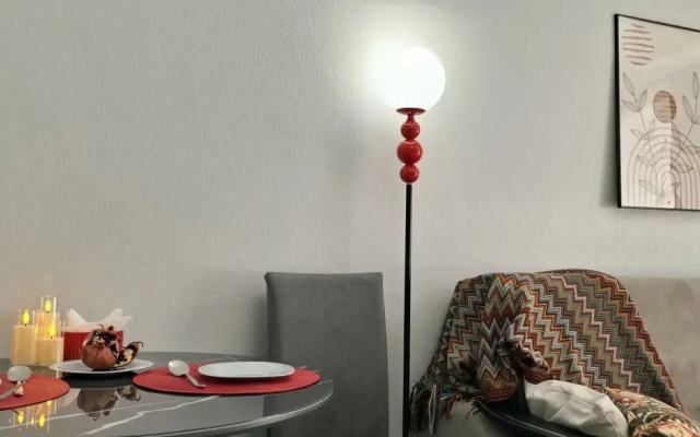 Kvartira Uutnaa studia v sovremennom mikrorajone Solnecnyj 1